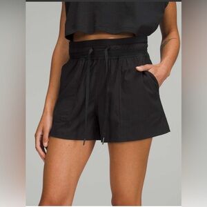 Lululemon Dance Studio High-Rise Short 3.5"
